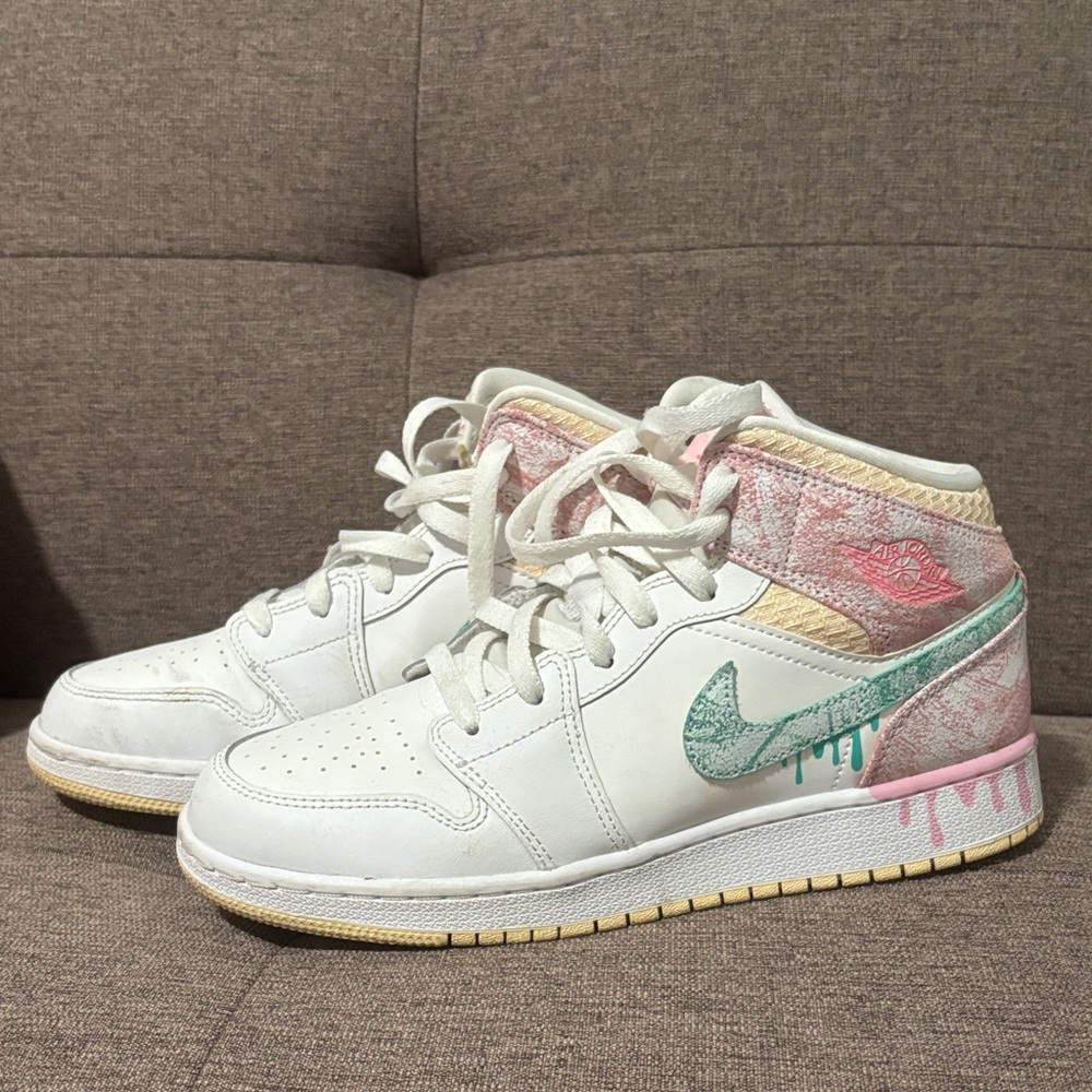 Air Jordan 1 Mid ‘Ice Cream’